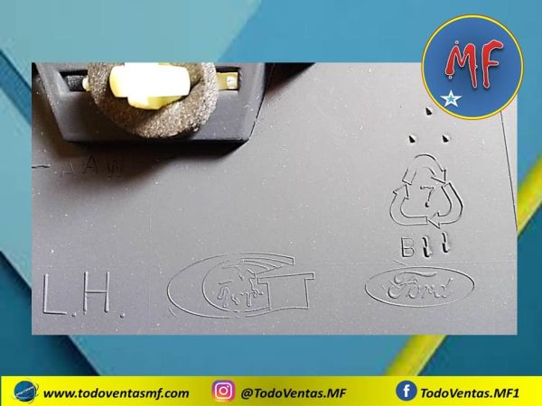 Moldura O Platina Ford Escape Puerta Delantera izquierda Orig. (5L8Z-7820879-AAPTM) - Imagen 3